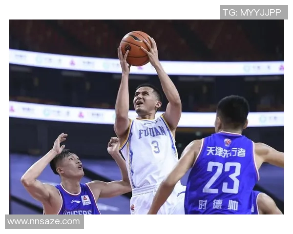 CBA福建对阵上海精彩直播全程回顾与赛后分析尽在这里