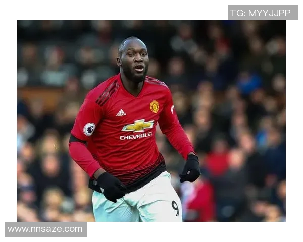 卢卡库在国际赛场的表现如何影响他的职业生涯与未来发展方向分析